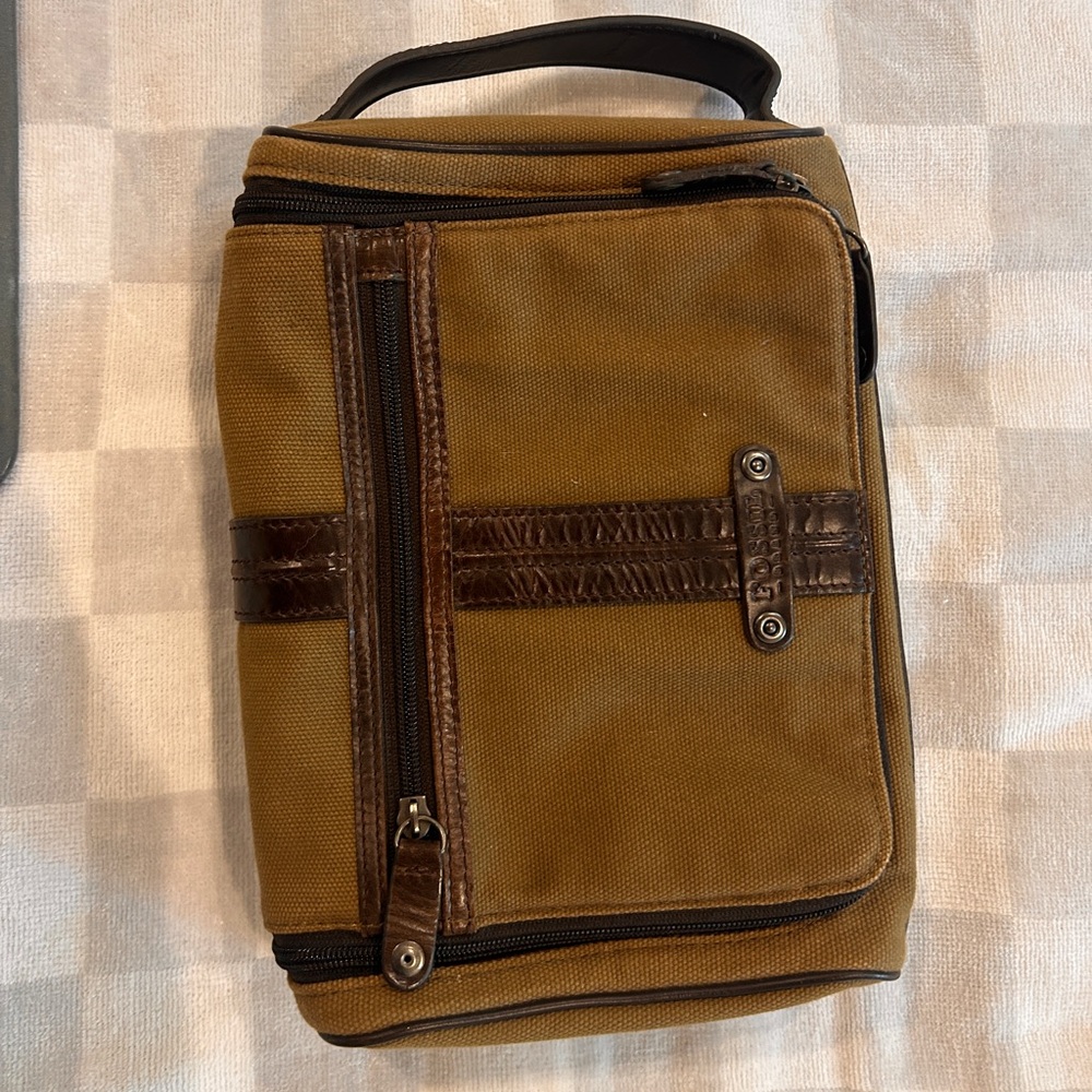 Fossil Utility Travel Cosmetic Bag - Picture 6 of 8